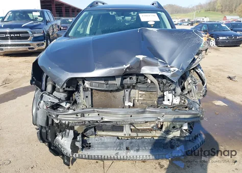 2021 Subaru Ascent Premium из США, поврежденный, VIN 4S4WMAFDXM3406737